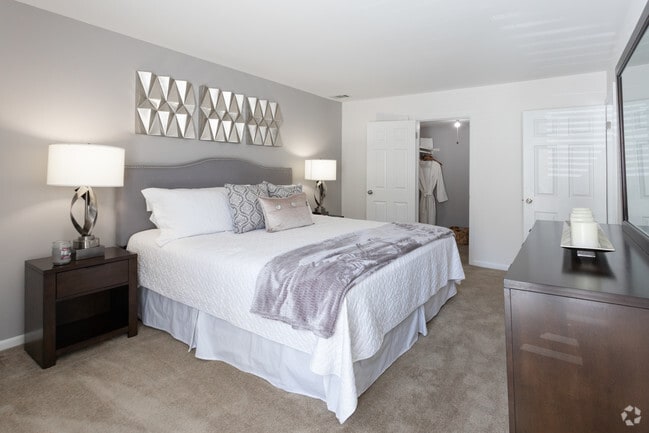 Photo - Steeplechase Apartment Homes