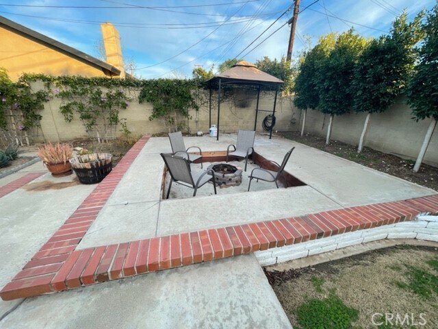Foto del edificio - 828 E Glendora Ave
