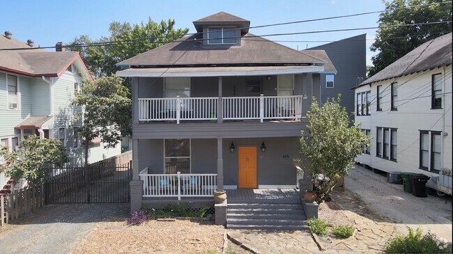 405 W Drew St