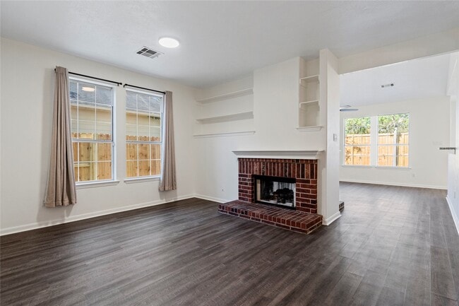 Foto del edificio - 1602 Winston Homestead Dr