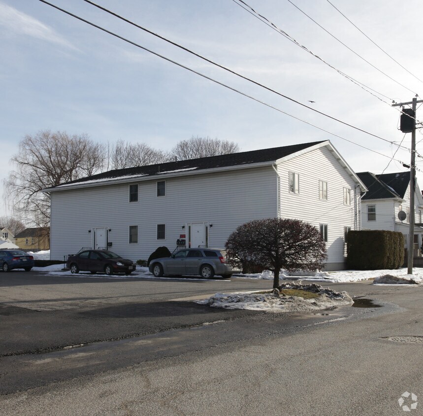 58 Brown St, Pittsfield, MA 01201 Apartments in Pittsfield, MA