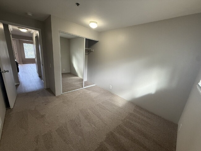 Photo - Updated 2 Bed, 2 Bath with Balcony and Fir... Apartment