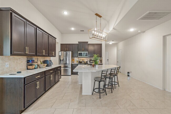 Building Photo - 4506 Mondial Rd