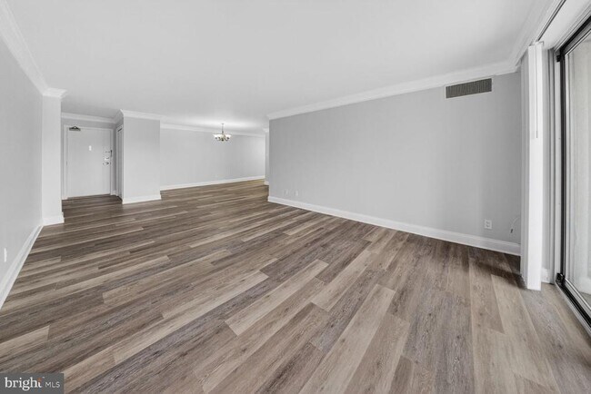 Foto del edificio - 4977 Battery Ln