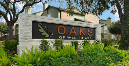 Oaks At Westchase Apartments