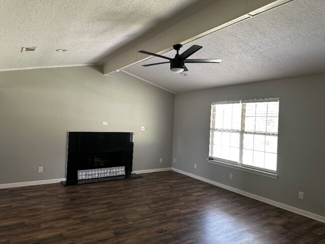 Foto del edificio - 216 Timberview Dr