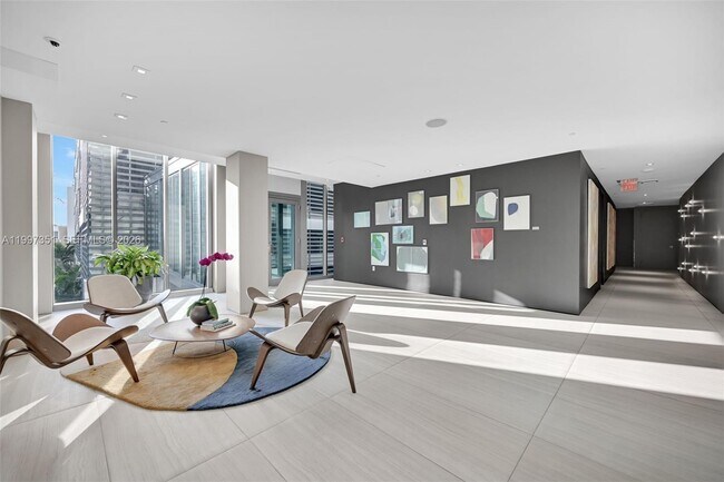 Foto del edificio - 460 NE 28th St