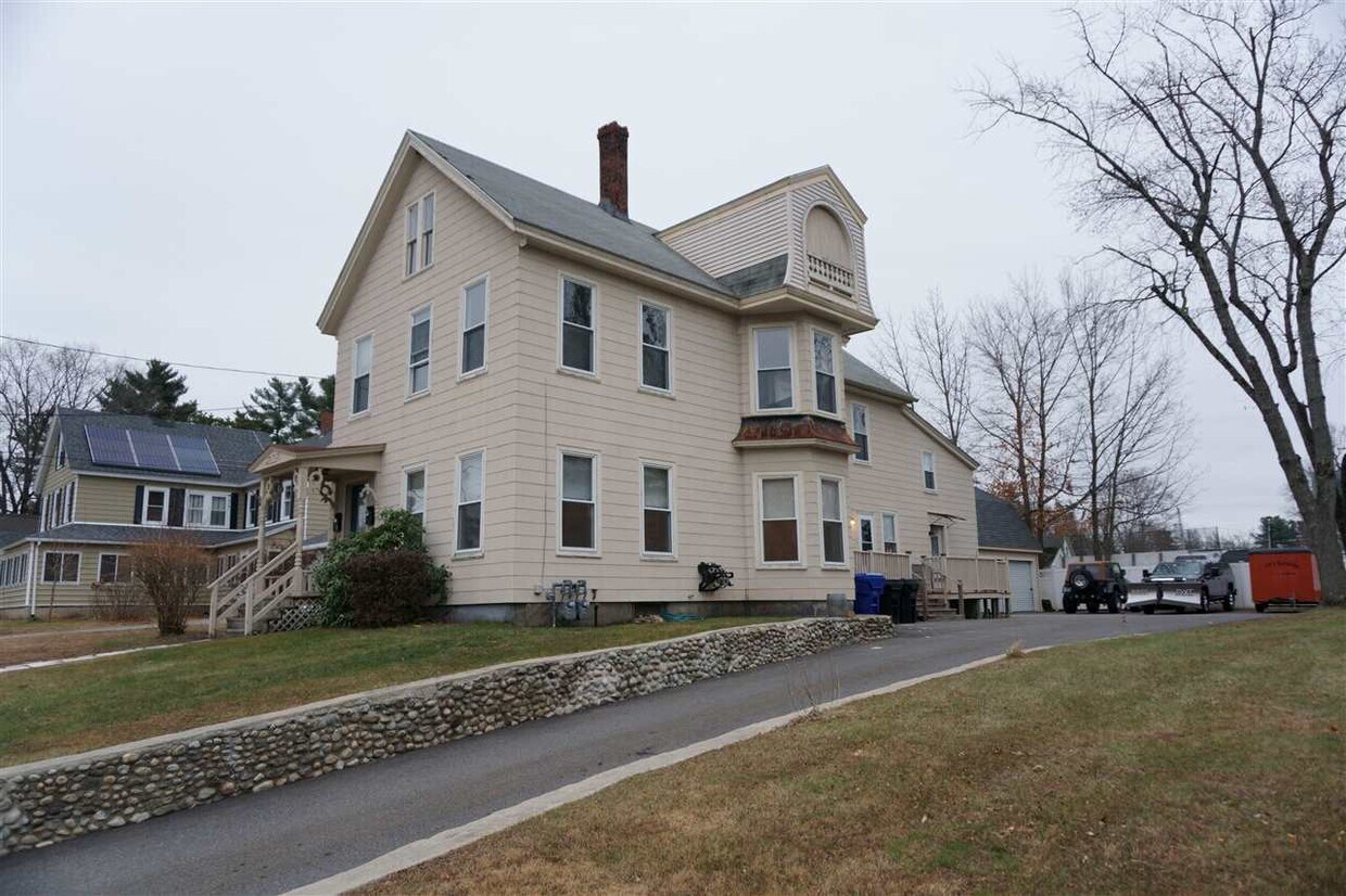 Primary Photo - 1 Highland St