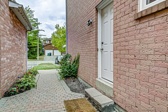 Building Photo - 1424 Rose Haven Rd