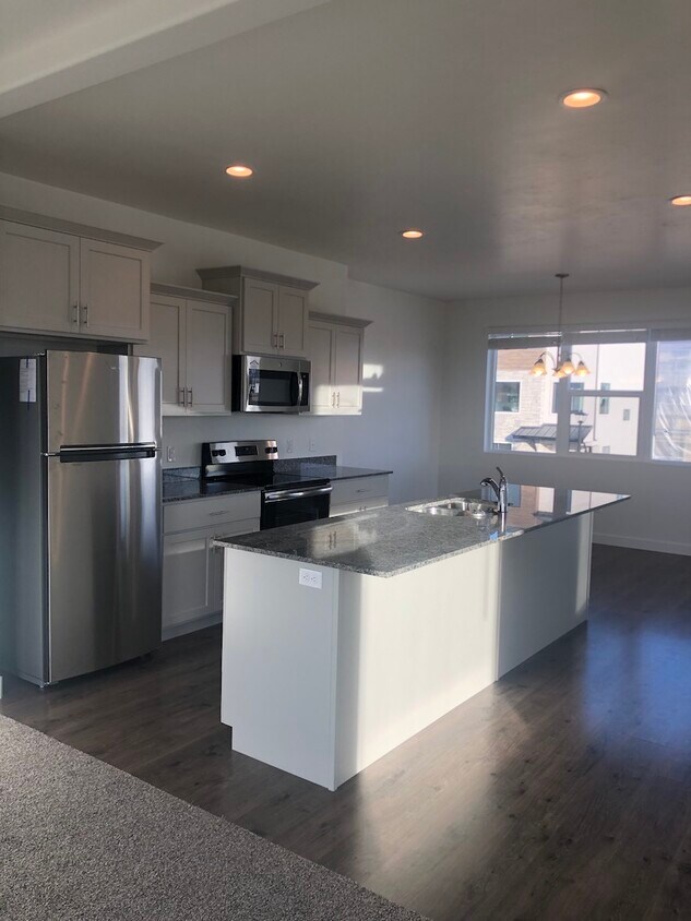 Foto principal - 458 Willow Leaf Rd