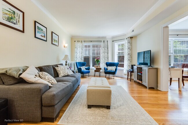 Foto del edificio - 549 Hinman Ave