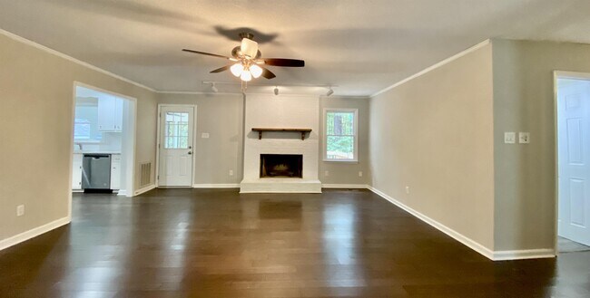 Foto del edificio - 3129 Marywood Dr