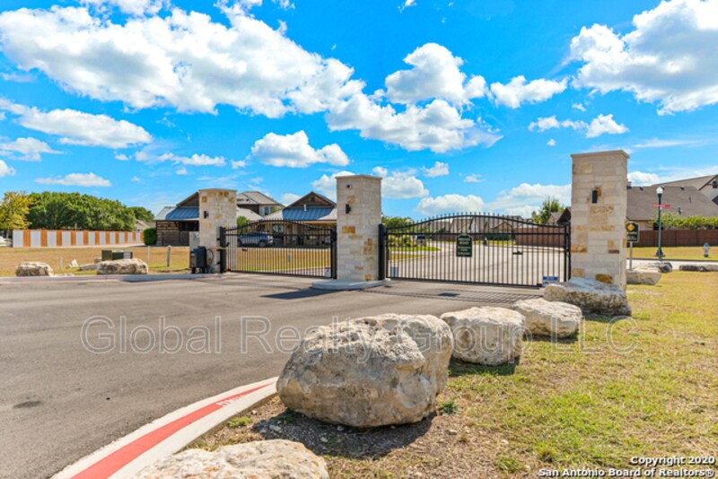 1670 Gruene Vineyard Crossing, New Braunfels, TX 78130 House Rental
