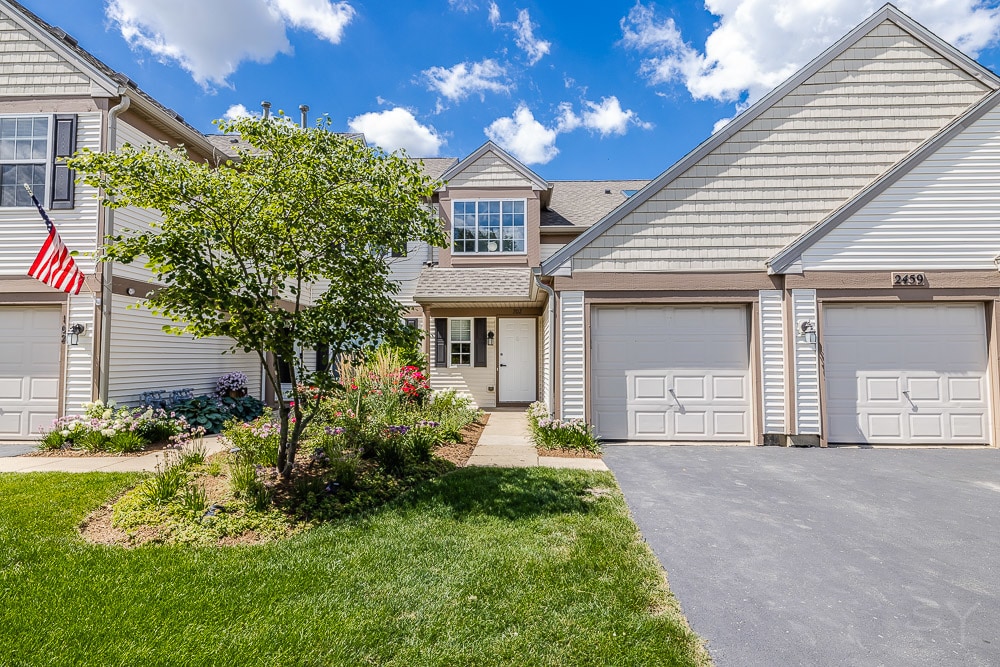 2459 Sheehan Dr Unit 202, Naperville, IL 60564 Condo for Rent in