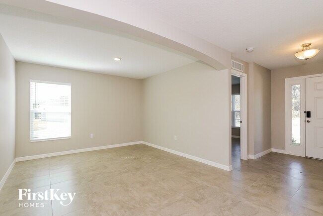 Foto del edificio - 321 S Haven Ct