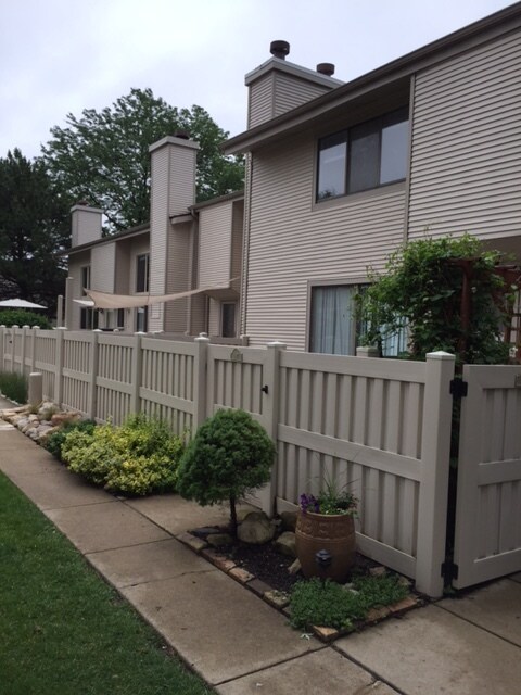 Exterior 2 - 527 Verde Dr