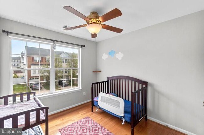 Foto del edificio - 2478 Wheat Meadow Cir