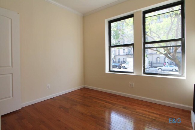 Foto del edificio - 117 Sherman Ave