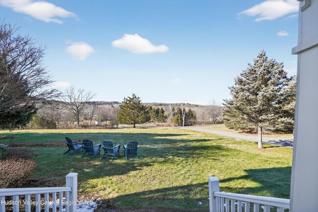 Building Photo - 12 Taghkanic Churchtown Rd