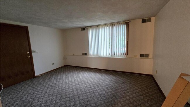 Foto del edificio - 25 Greene Ave