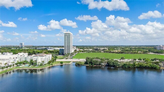 Foto del edificio - 2000 Metropica Wy