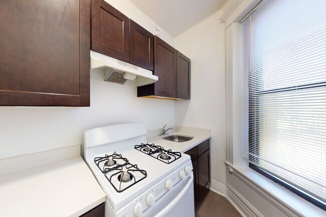 Foto del edificio - 5405-5407 S. Woodlawn Avenue