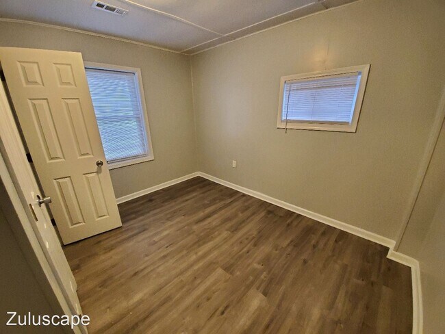Building Photo - 2 br, 1 bath House - 2108 N Butler Avenue