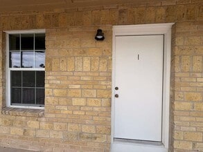 Building Photo - 4018 San Agustin Ave