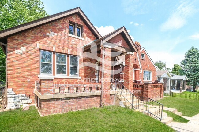 Building Photo - 3315 Osage St