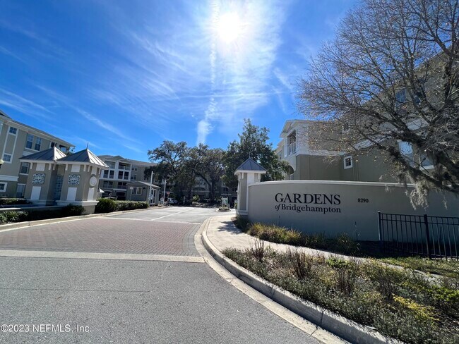 Foto del edificio - 5617 Bowden Rd