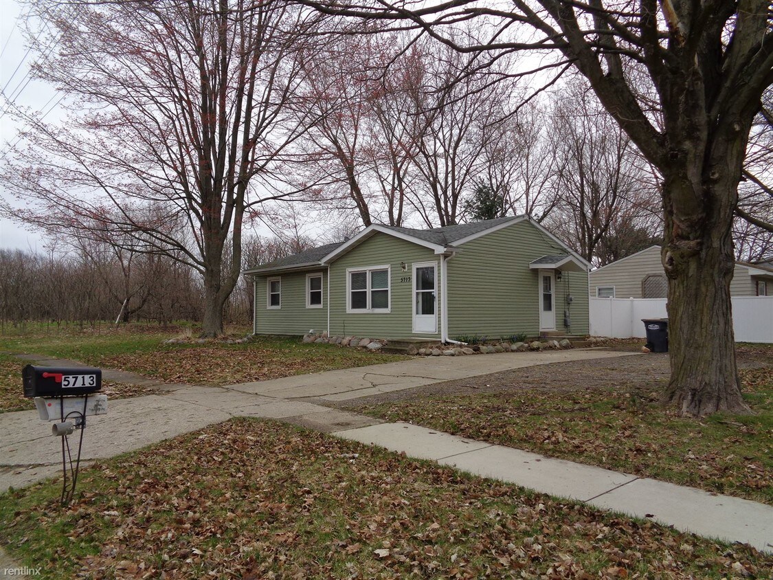 Primary Photo - 4 br, 2 bath House - 5713 Alten St