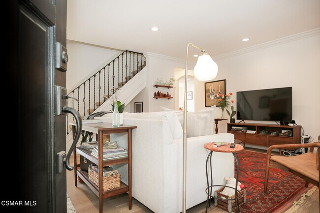 Foto del edificio - 947 Driftwood Cir