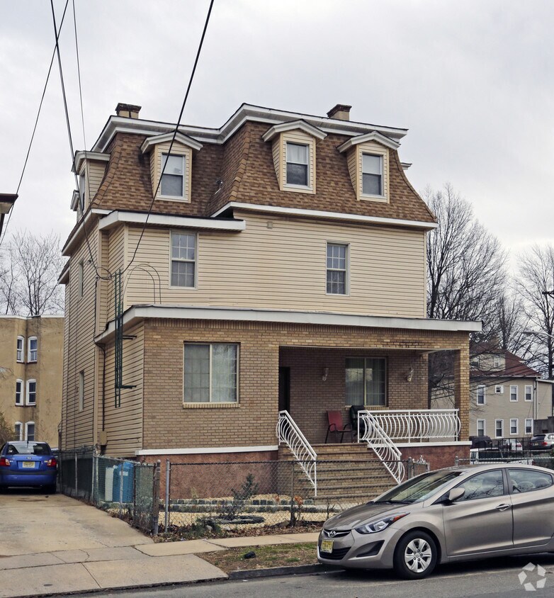 Primary Photo - 501-503 Monroe Ave