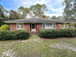 Building Photo - 800 Olmstead Dr