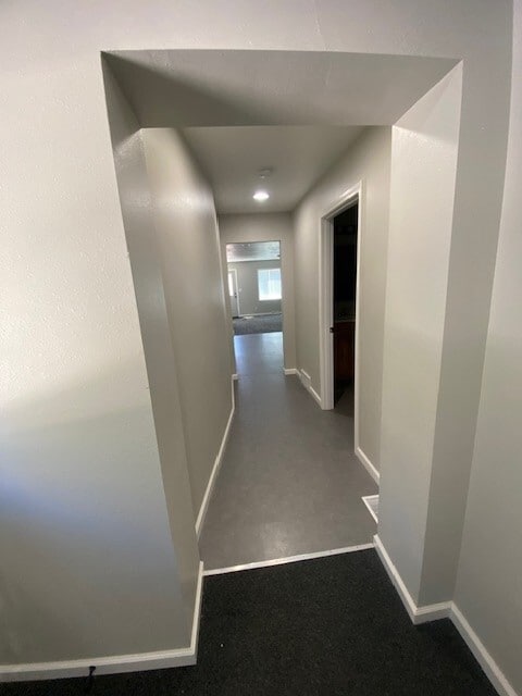 Building Photo - 920 Alma Ave