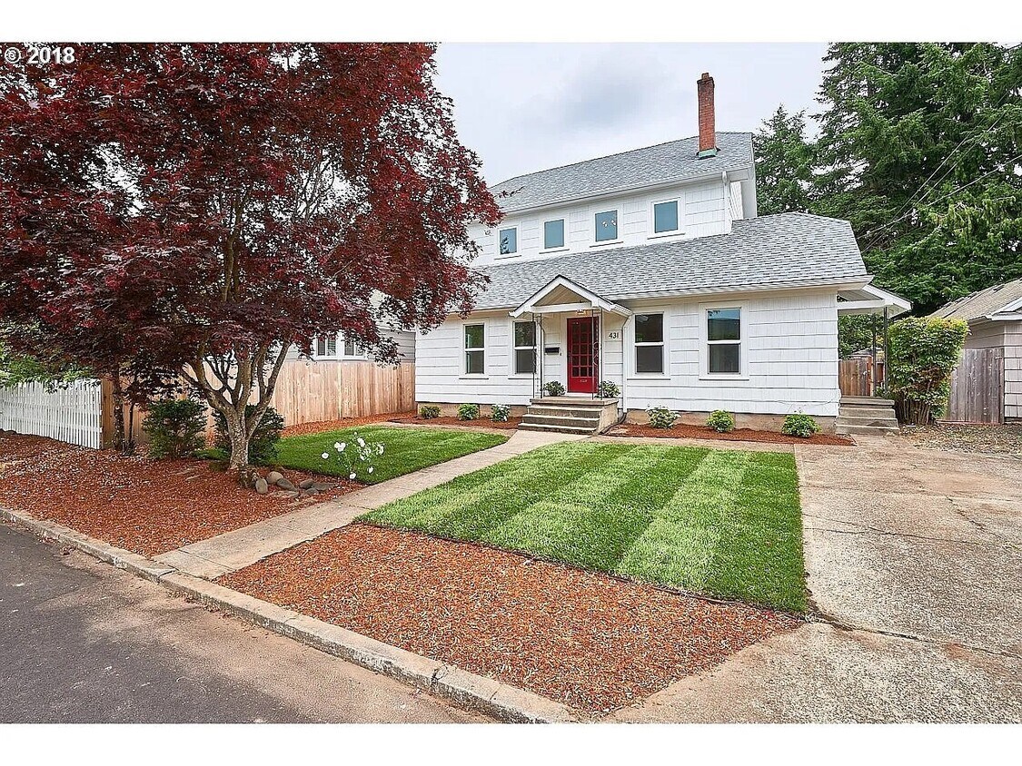 Primary Photo - 431 NW 13th St