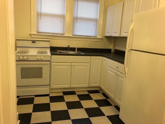 Primary Photo - One Bedroom Duplex -19149