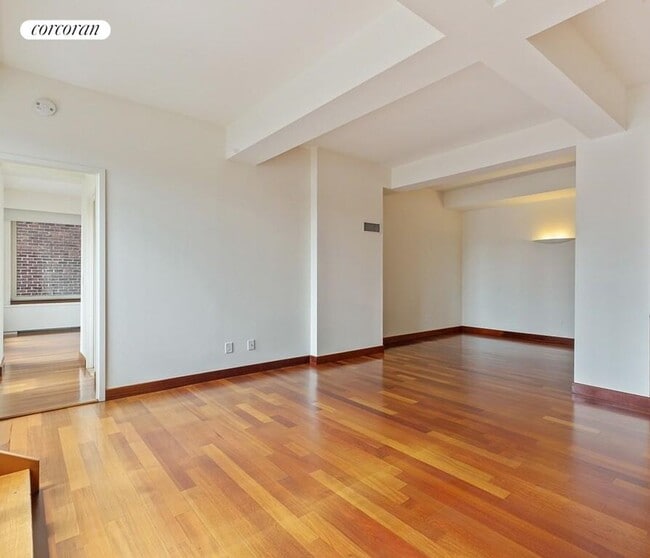 Building Photo - 305 E 63rd St