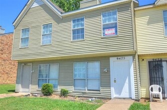 Building Photo - 9475 Olde Village Ct