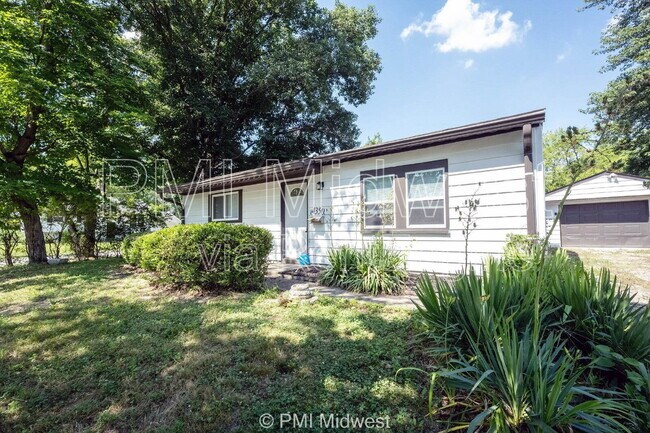 Building Photo - 4350 Dubarry Rd