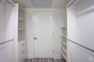 2BR, 2BA-1002 SF - The Luxe Residential