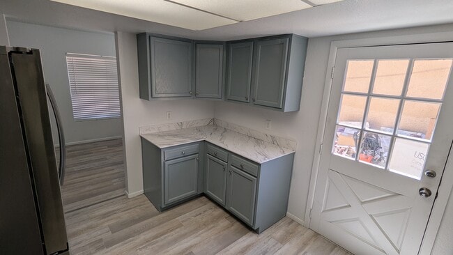 Kitchen - 14852 N 24th Dr