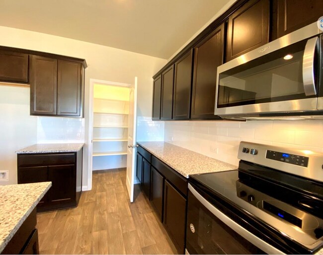 Building Photo - 1033 Ferryman Dr