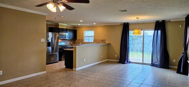 Foto del edificio - 8018 Chasewood Dr