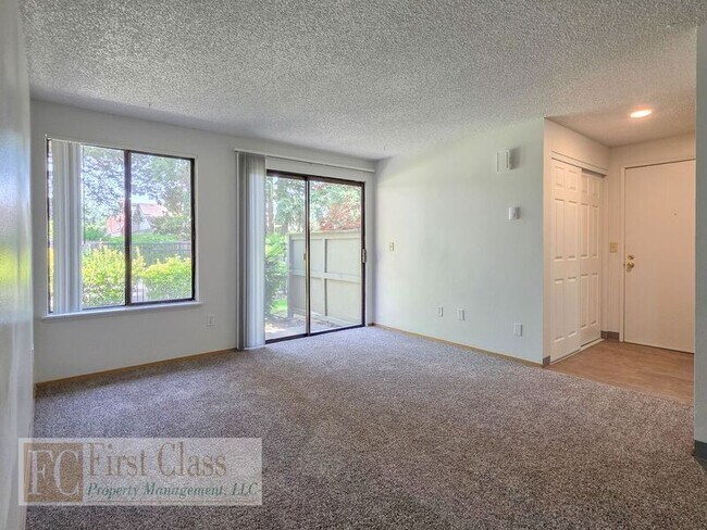 Foto del edificio - 4860 SW Murray Blvd