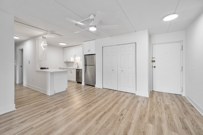 Building Photo - Park Meadows Apartments