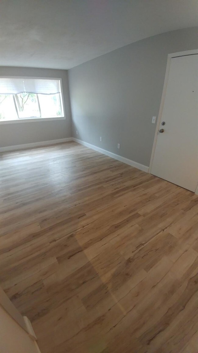 Building Photo - 8741 Greenwillow St