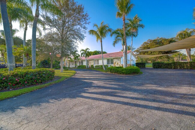 Foto del edificio - 7460 SW 109th Terrace
