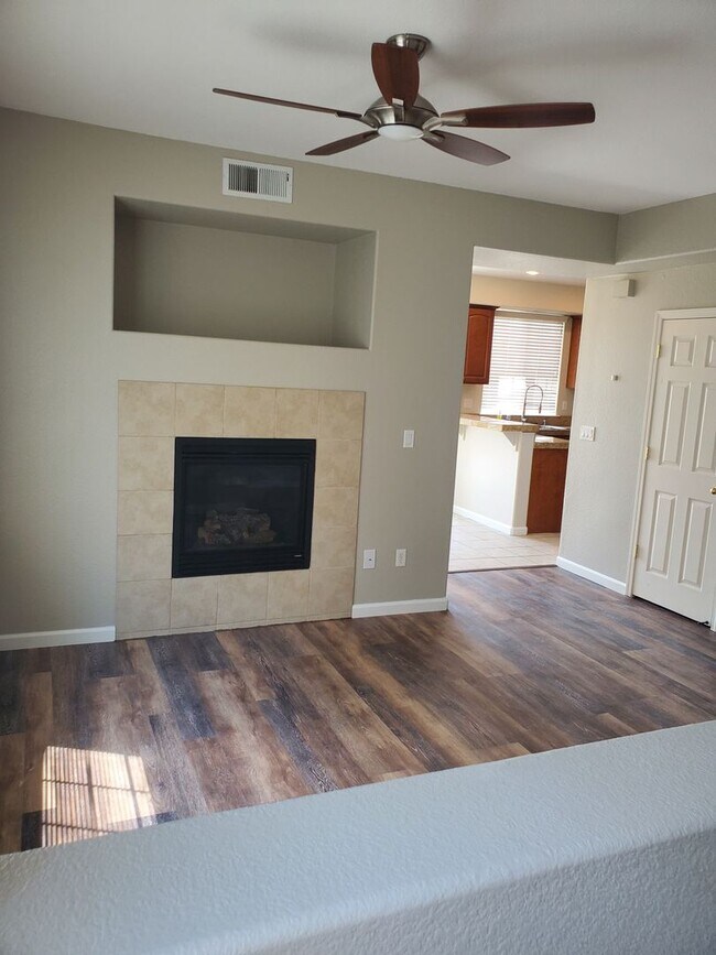 Foto del edificio - 4 Bedrooms in Gated Community
