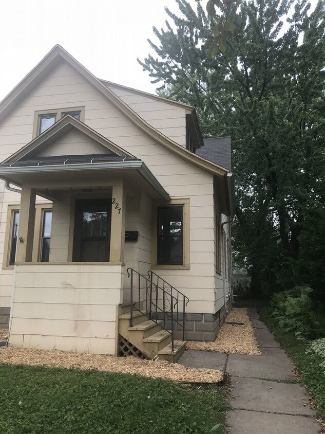 Primary Photo - 227 S. Maple Avenue